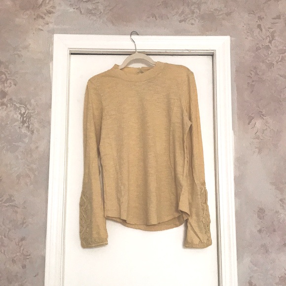 Free people hooked on you cuff top M NWT - Picture 6 of 10